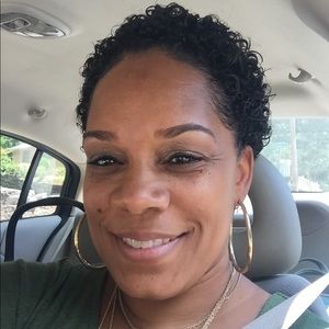 Meet your Posher, Adriane